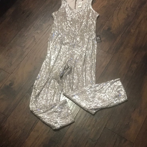 Express Jumpsuit - Picture 10 of 14